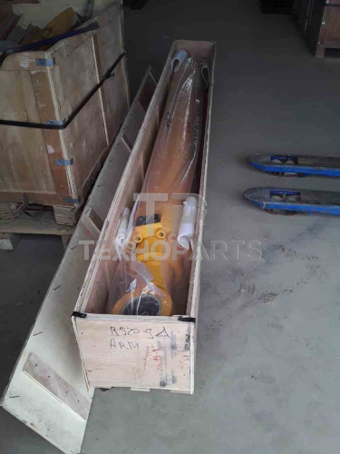 Гидроцилиндр рукояти S452302 R520LC-9 без трубок Shimitsu для спецтехники Гидроцилиндр рукояти S452302 R520LC-9 без трубок Shimitsu для спецтехники