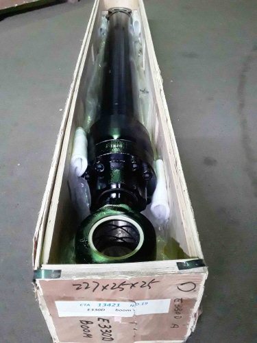 Гидроцилиндр стрелы S130743 330D без трубок Shimitsu для спецтехники  Гидроцилиндр стрелы S130743 330D без трубок Shimitsu для спецтехники