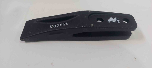 Зуб ковша C02B96 центральный Nova для спецтехники  Зуб ковша C02B96 центральный Nova для спецтехники