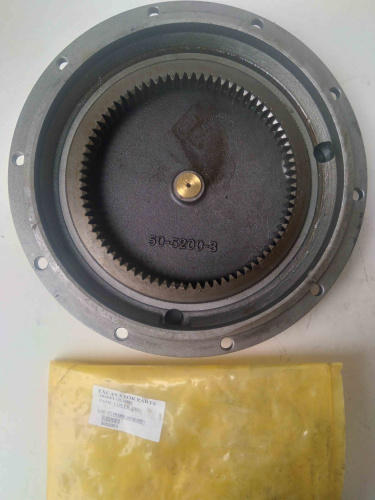 Крышка редуктора S9900042 JS220 Shimitsu для спецтехники  Крышка редуктора S9900042 JS220 Shimitsu для спецтехники