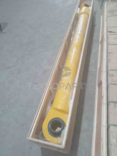 Гидроцилиндр стрелы S2125043 PC1250-8 без трубок Shimitsu для спецтехники  Гидроцилиндр стрелы S2125043 PC1250-8 без трубок Shimitsu для спецтехники