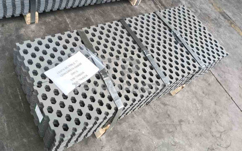 Футеровка 16*240*1220 SUNMACH для спецтехники  Футеровка 16*240*1220 SUNMACH для спецтехники