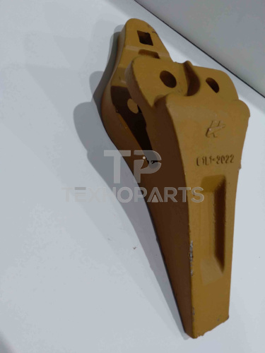 Зуб ковша 61L1-3022 центральный Nova для спецтехники  Зуб ковша 61L1-3022 центральный Nova для спецтехники