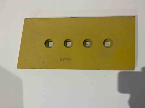 Нож боковой 8E9379 D6R (27MnTiB) SUNMACH для спецтехники  Нож боковой 8E9379 D6R (27MnTiB) SUNMACH для спецтехники