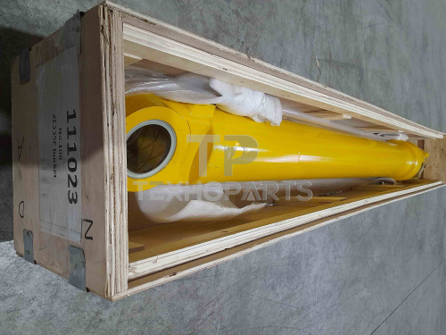 Гидроцилиндр ковша S8600015 ZE335E без трубок Shimitsu для спецтехники  Гидроцилиндр ковша S8600015 ZE335E без трубок Shimitsu для спецтехники