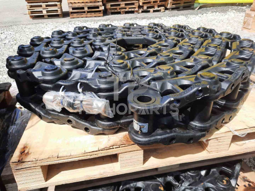 Цепь гусеничная 47L M20 9143466 ZX240-3 KJIN для спецтехники  Цепь гусеничная 47L M20 9143466 ZX240-3 KJIN для спецтехники