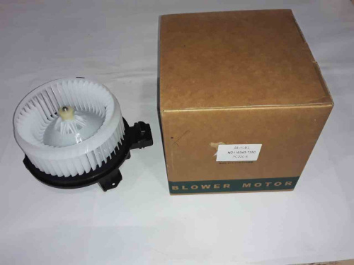 Мотор отопителя ND116340-7350 PC220-8 для спецтехники  Мотор отопителя ND116340-7350 PC220-8 для спецтехники