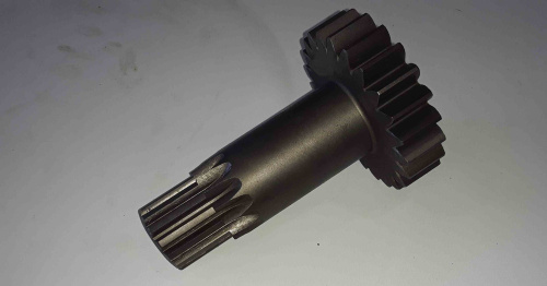 Вал шестерня S9900018 R330LC-9 Shimitsu для спецтехники  Вал шестерня S9900018 R330LC-9 Shimitsu для спецтехники