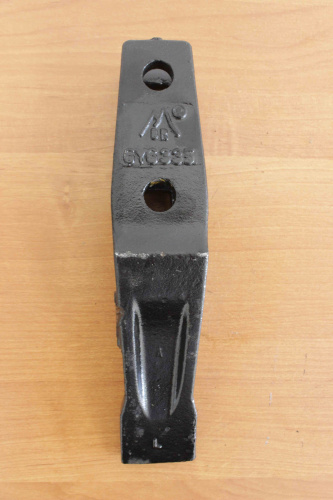 Зуб ковша 6Y6335 центральный Black Rock для спецтехники  Зуб ковша 6Y6335 центральный Black Rock для спецтехники