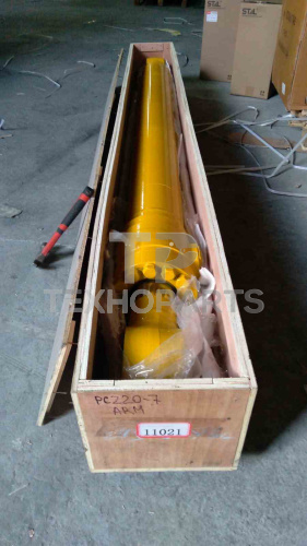 Гидроцилиндр рукояти S222712 PC220-7 без трубок Shimitsu для спецтехники  Гидроцилиндр рукояти S222712 PC220-7 без трубок Shimitsu для спецтехники